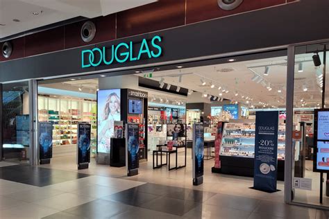 douglas shop.